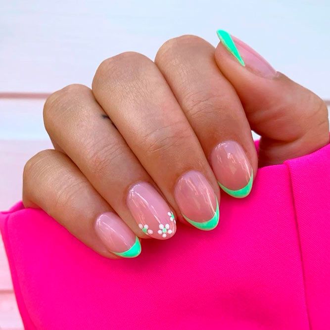 cute nail designs for short nails green french