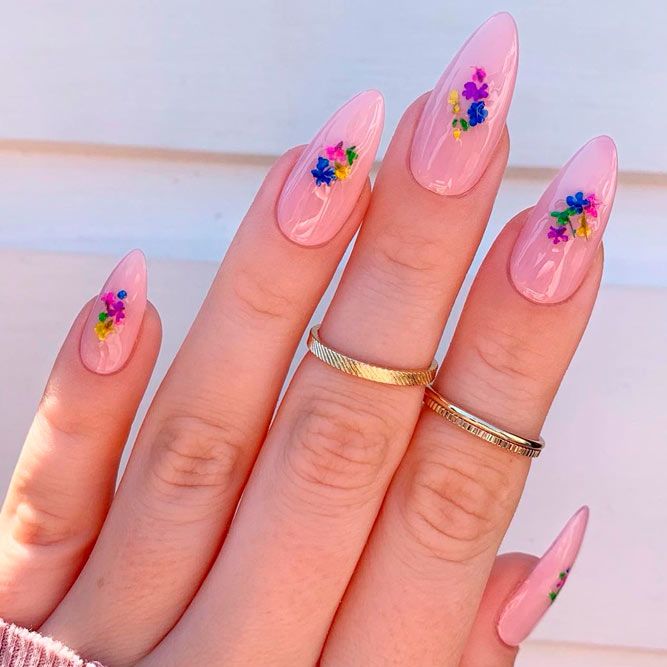 Nail Art Stickers with Floral Minimalism