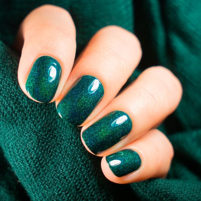 Simple Design With Green Glitter Nail Polish
