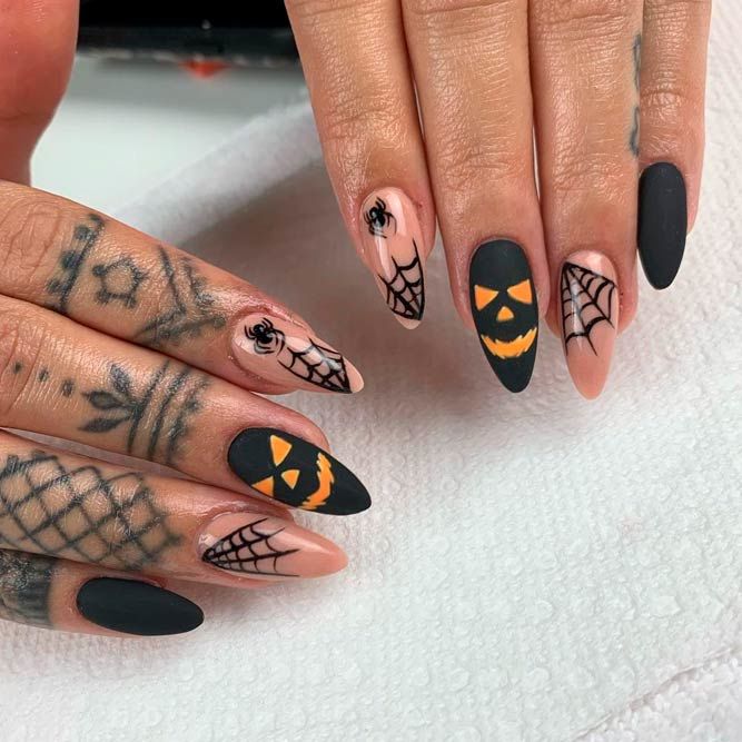 Web and Spiders Halloween Nails
