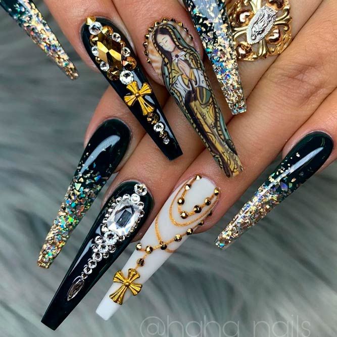Black And Gold Color Long Nails Look