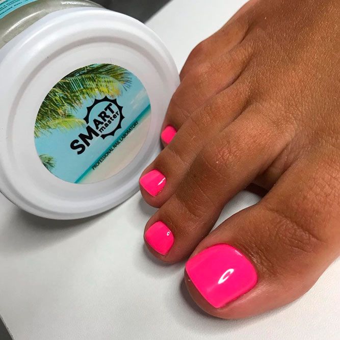 Bright Pink Design Nails For Toes