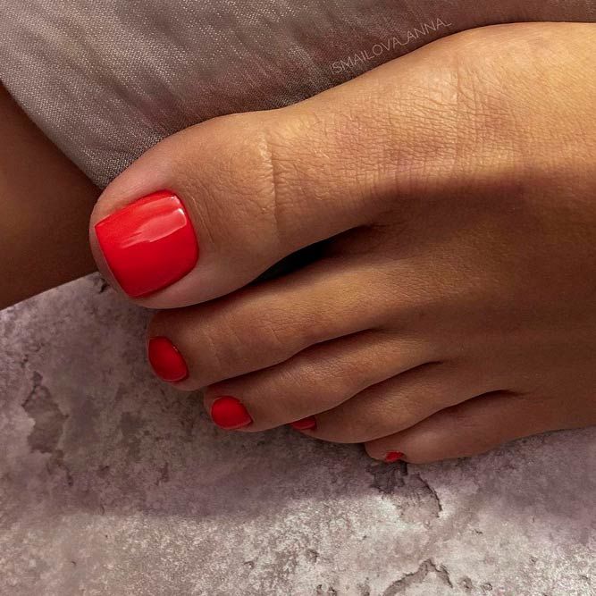 Gorgeous Classic Pedicures In Red