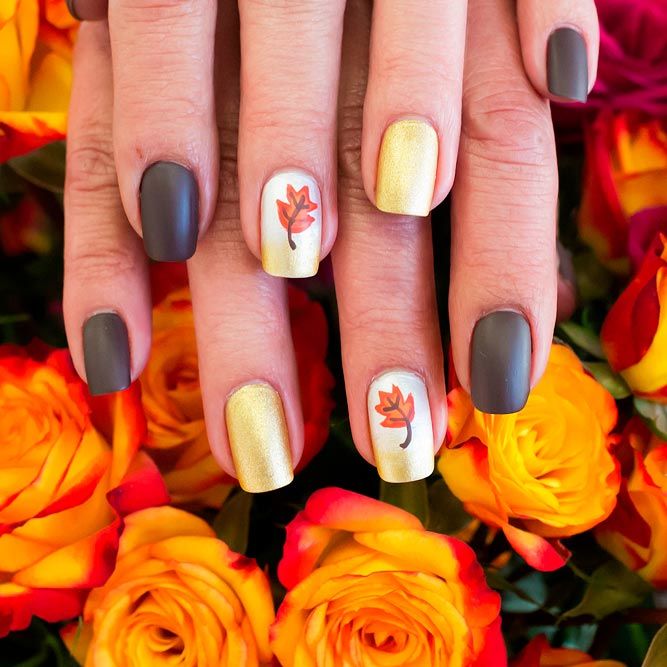 Chic Sparkly Fall Nail Designs