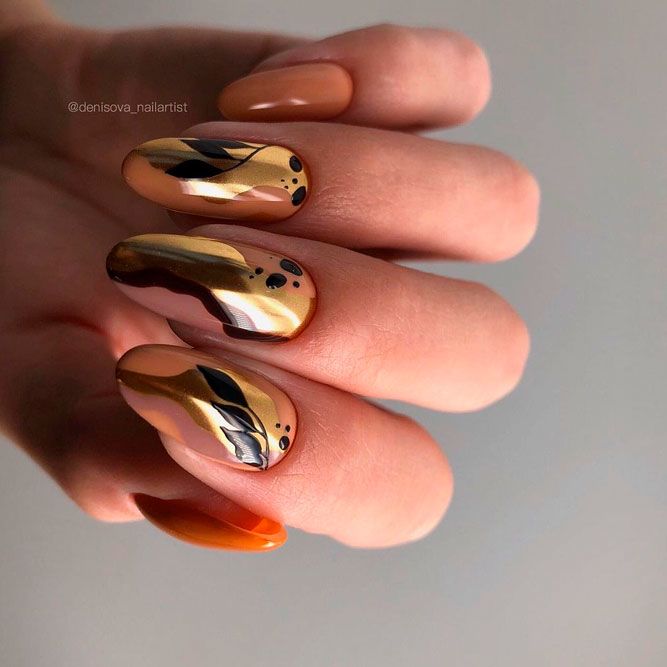 Elegant Gold Winter Nail Color