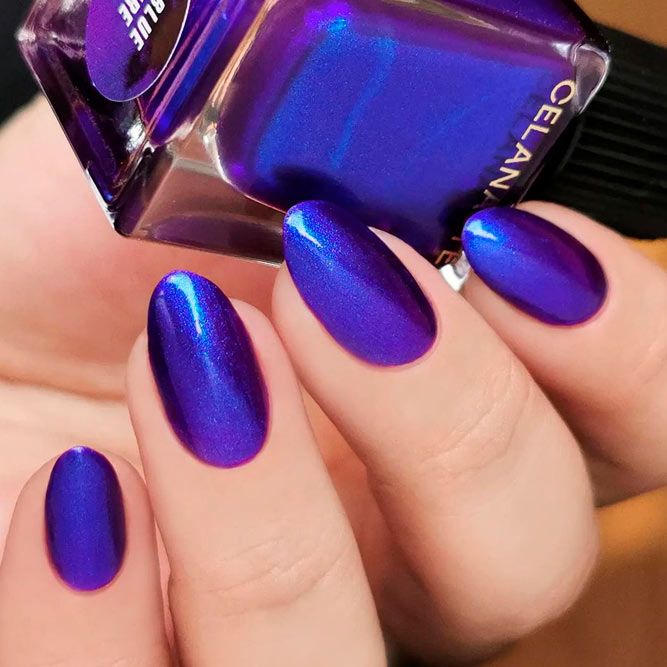 Winter Nail Colors: Try in Holo