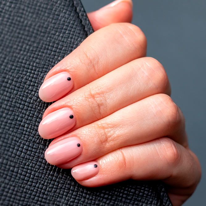 Dots for Minimalist Nails
