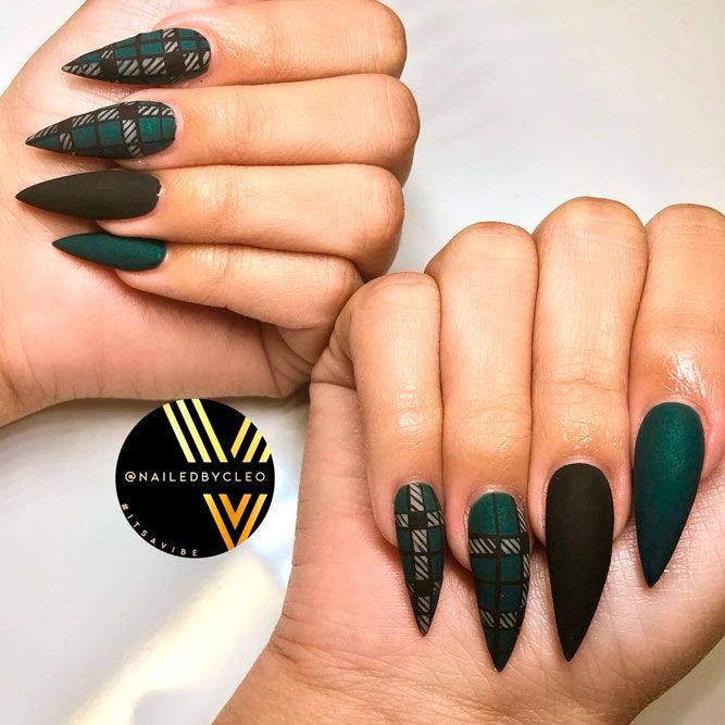 Magnetic Combination Of Black And Green Nails Shades