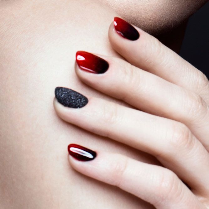 Black and Red Nails Ombre