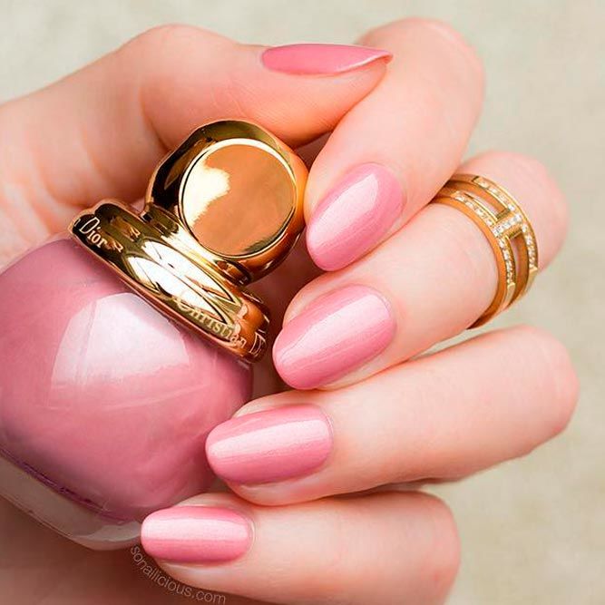 Feminine Nude Pink Nails