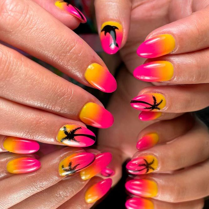 Summer Nails With Tropical Palms Accents