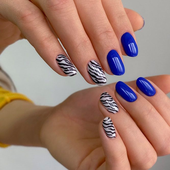 Blue Zebra Print Nails