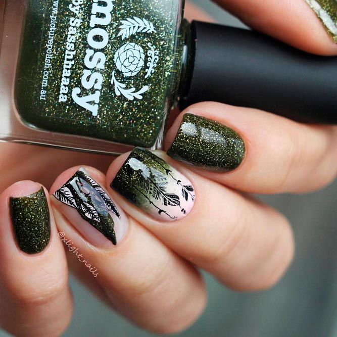 Charming Nails In Green