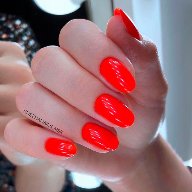 Red Short Acrylic Nails