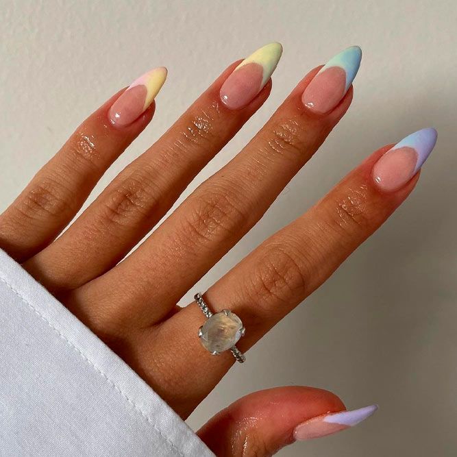 Wedding Nails for Bride in Pastel Shades