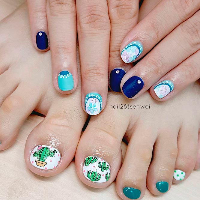 Artsy Toe Nail Designs
