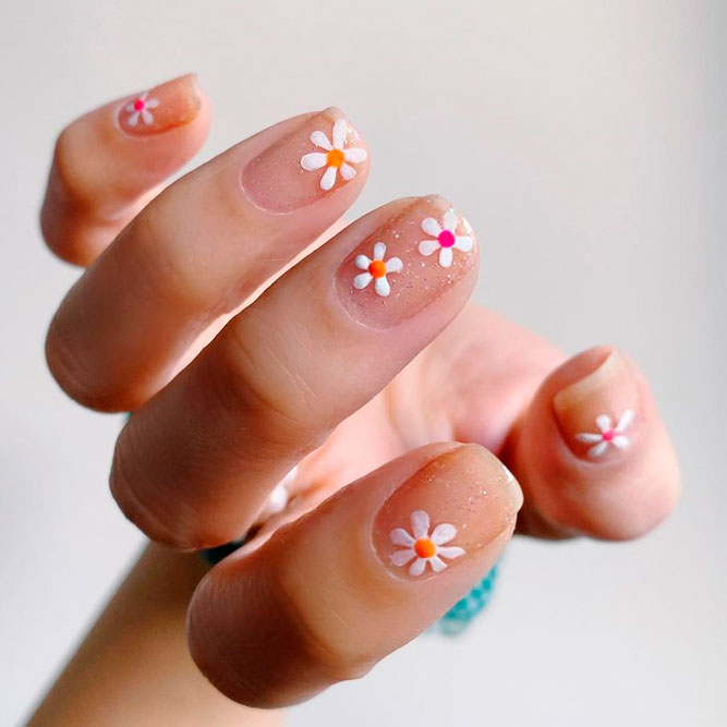 Sweet Minimal Flower Nail Designs