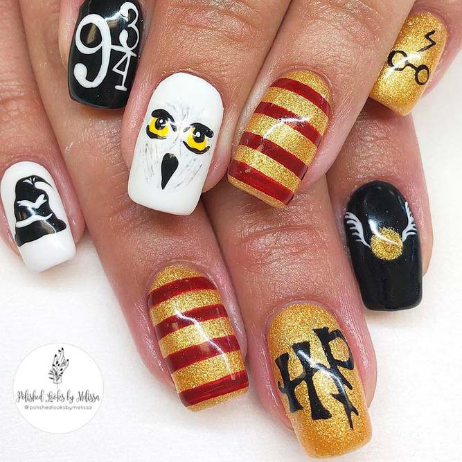 9 ¾ Platform Harry Potter Nails