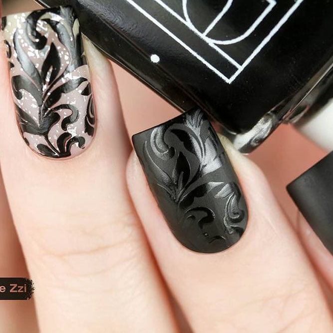 Black Nails With Damask