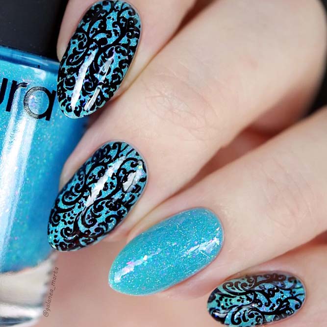 Gorgeous Blue Nails And Damask
