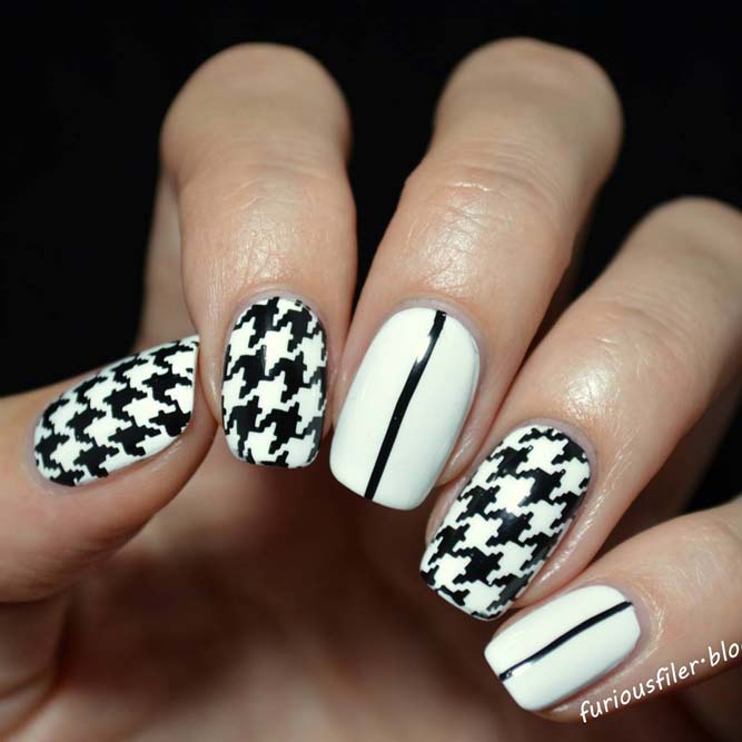 Black Nails Decorated With Houndstooth Stamping