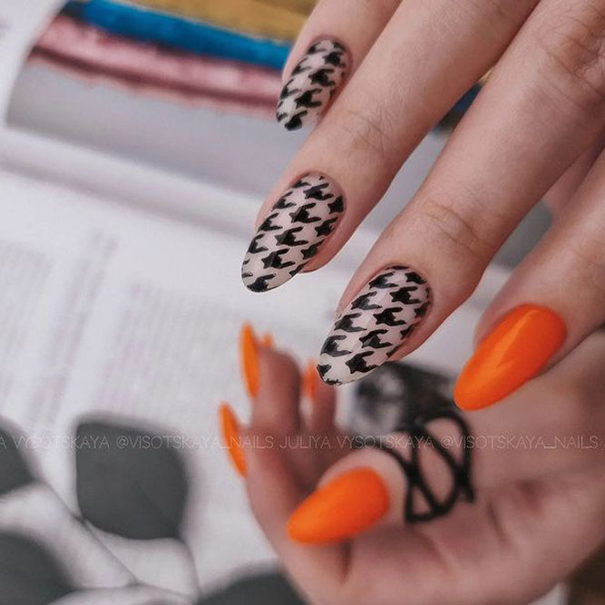 Houndstooth Pattern for Long Nails