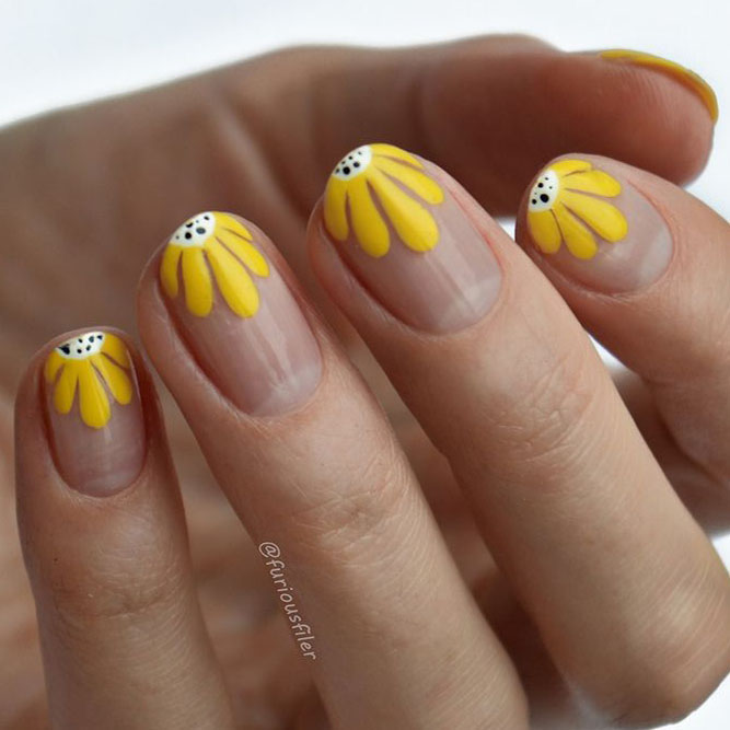 Floral Nails Art For Rounded Nails