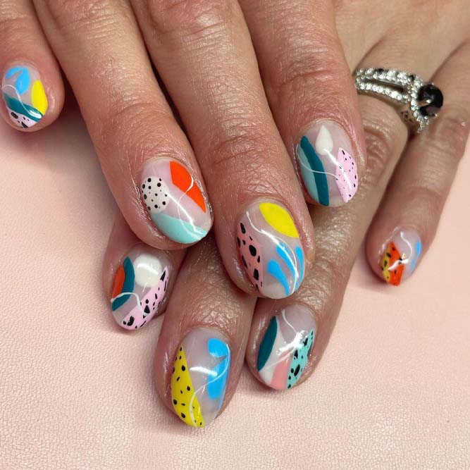 Abstract Swiggles Cool Nails