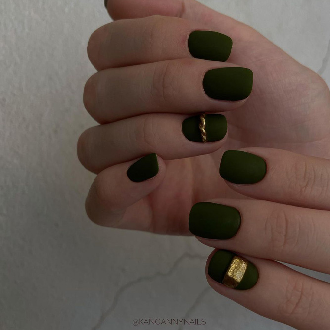 Matte Green Nails Designs