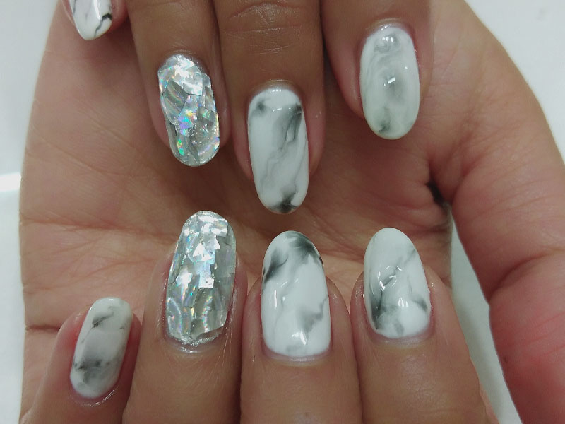 Marble Nails: Easy Way To Create Trendy Manicure