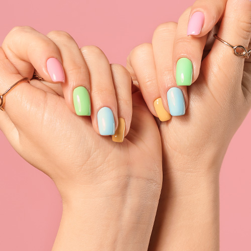 How to Choose the Best Nail Polish Color for Your Skin Tone?