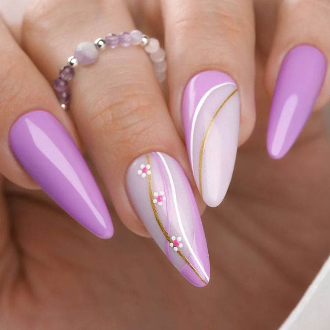 Сlassic Design Almond Nails