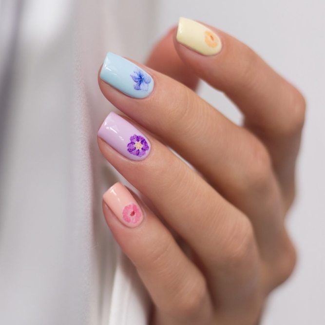 Color Floral Themes For Spring Nail Designs