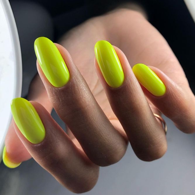 Oval Yellow Spring Nails Designs