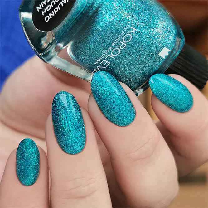 Glitter Teal Oval Nails Designs