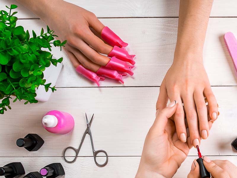 How To Remove Gel Nail Polish Without Any Damage