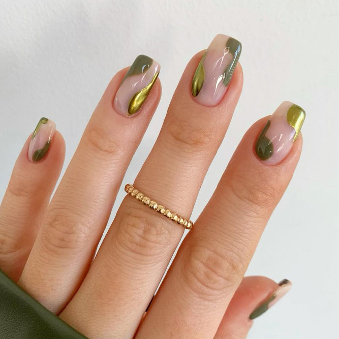 Minimalist Green Chrome Nails