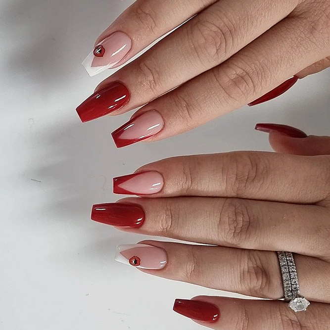 Coffin Red Nails with Lips Sticker