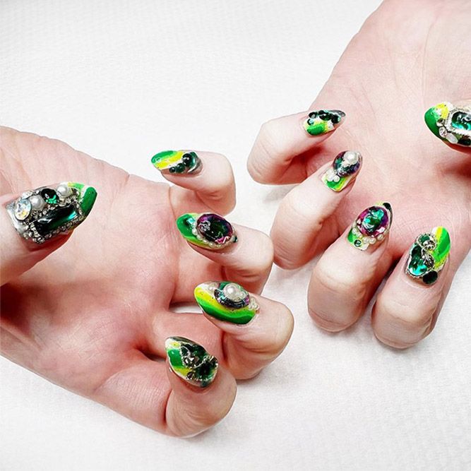 Green 3D Nails with Pearl