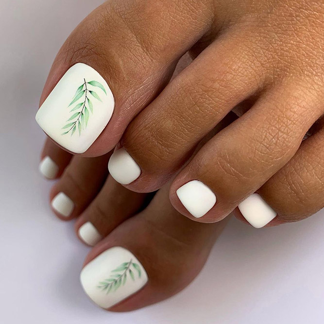 White Tropical Toe Nail Art