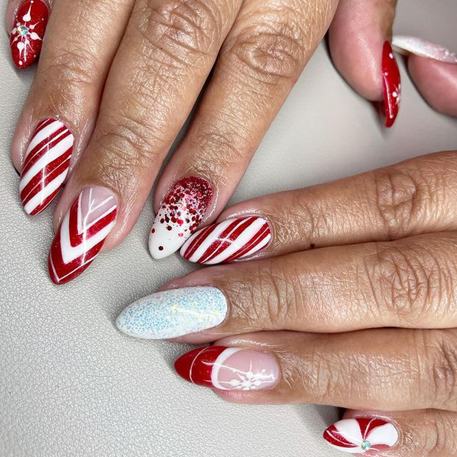 Red and White Christmas Nails