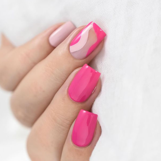 Barbiecore is trending: Here are the hottest pink nail designs – Scratch
