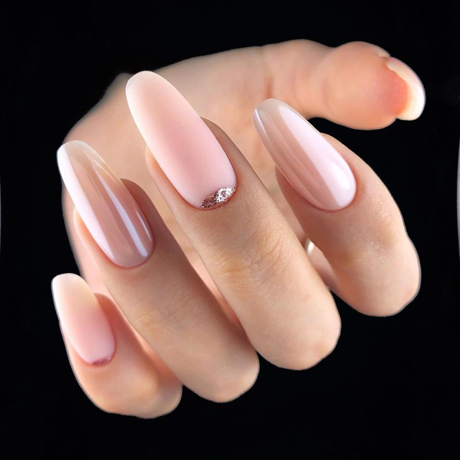 Nude Nails with Chrome Powder 