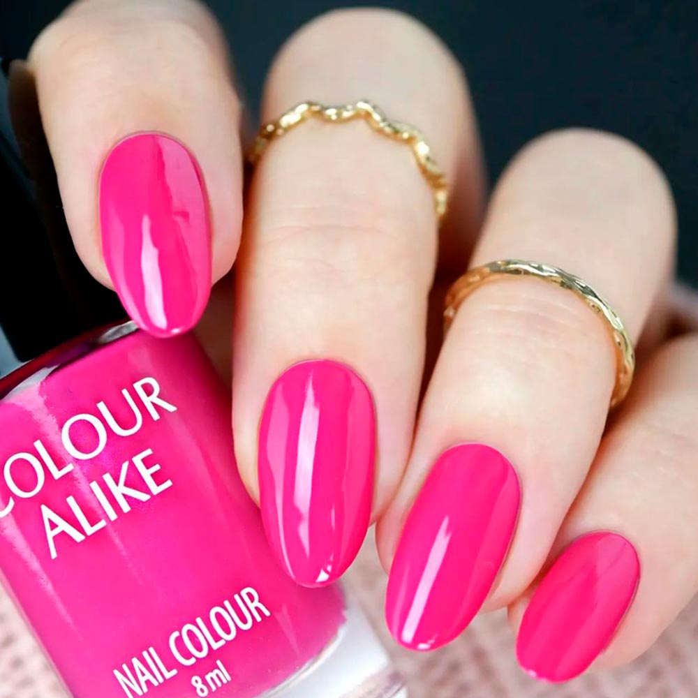 Spring Nails with Bright Pink Hues