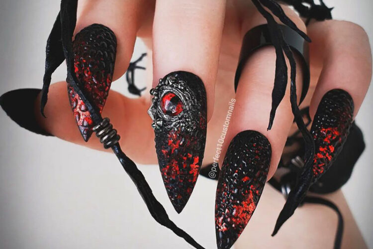 Halloween Nails Designs to Terrify and Inspire