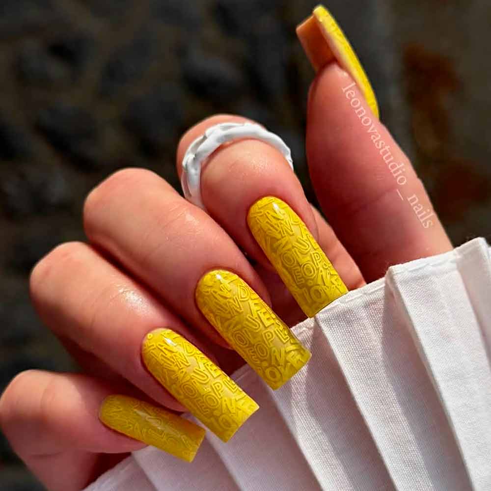 Bright Sunny Summer Nails