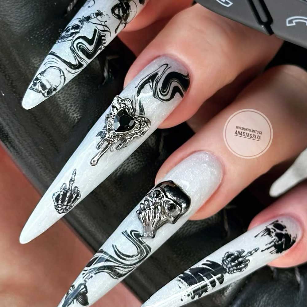 Halloween Gothic Nails 